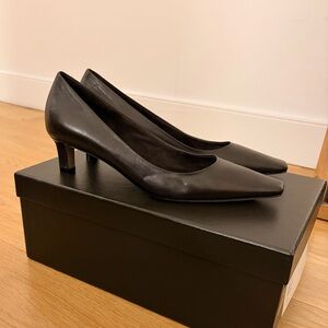 The Row Brown Carla Pumps